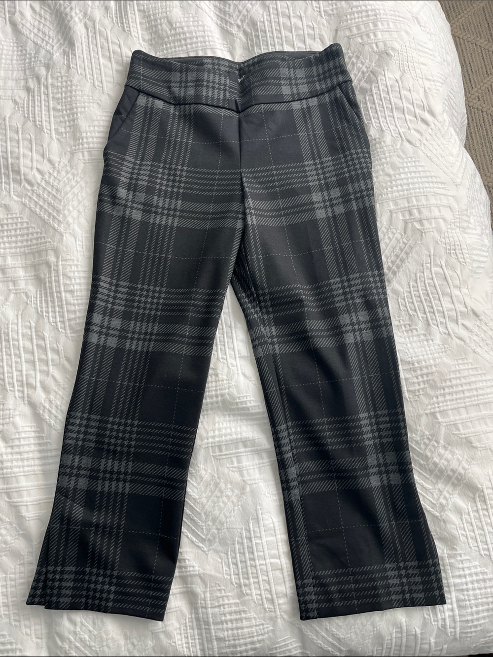 Cropped Plaid Ankle Pants - Black Gray